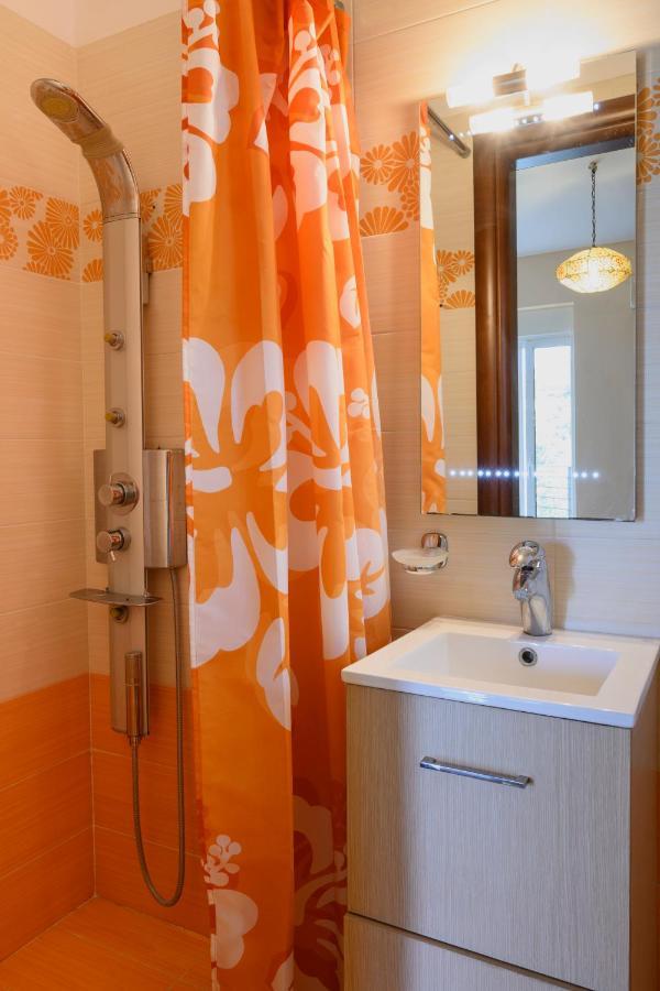 Ideal Forest Room Atenas Exterior foto